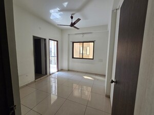 3 BHK Apartment For Rent in Sama Savli Road