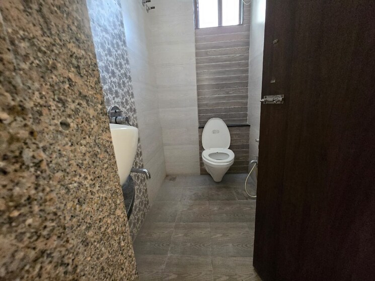 Bathroom, sama savli road 3 Bedroom 1420 Sq.Ft. Apartment In Sama Savli Road Vadodara 9273843