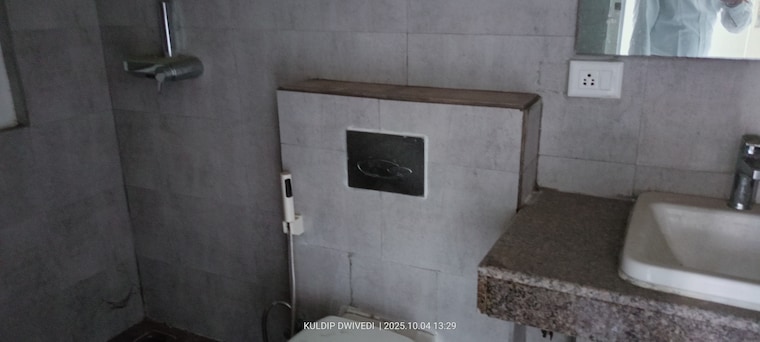 Bathroom, mapsko-mount-ville 3.5 Bedroom 1815 Sq.Ft. Apartment In Sector 79 Gurgaon 9273864