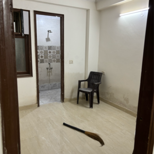 Room in 2 BHK Builder Floor at Ignou Road – for Rent