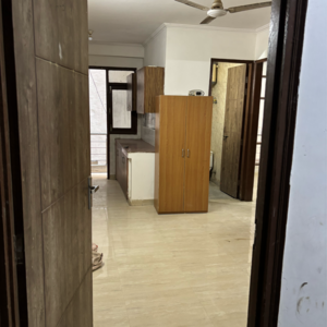 Room in 2 BHK Builder Floor at Ignou Road – for Rent