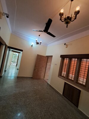 Furnished Amenities in 2 BHK Builder Floor at Btm Layout 1 – for Rent
