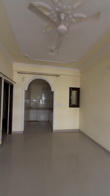 Living Room in 2 BHK Builder Floor at Sector 31 – for Rent