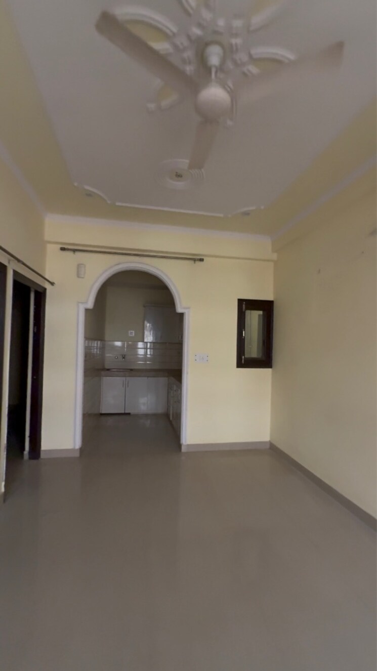 Living Room, sector 31 2 Bedroom 1000 Sq.Ft. Builder Floor In Sector 31 Gurgaon 9273908