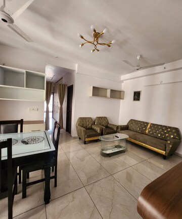 Living Room in 3 BHK Apartment at Gomti Nagar – for Rent