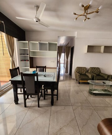 Living Room in 3 BHK Apartment at Gomti Nagar – for Rent