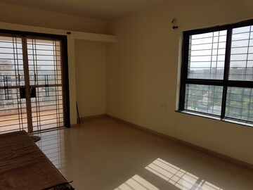 Room in 3 BHK Apartment at Nyati Enclave, Mohammadwadi – for Rent