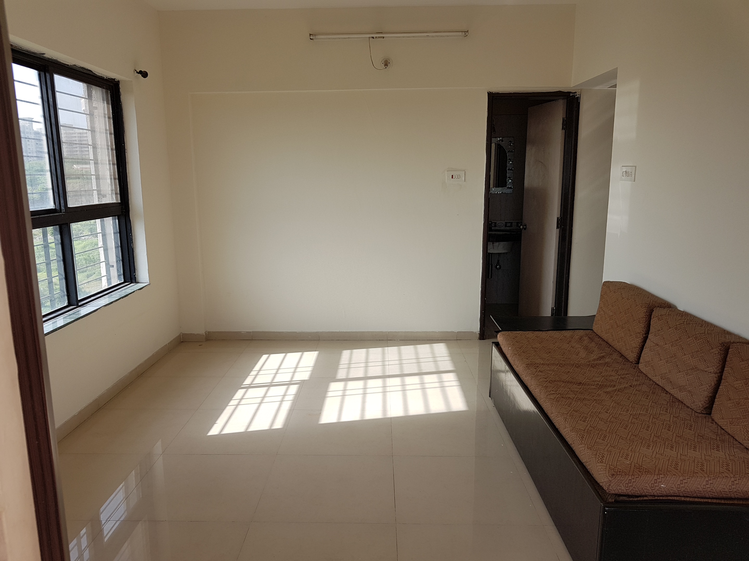 3 BHK 1300 Sq.Ft. Apartment in Nyati Enclave