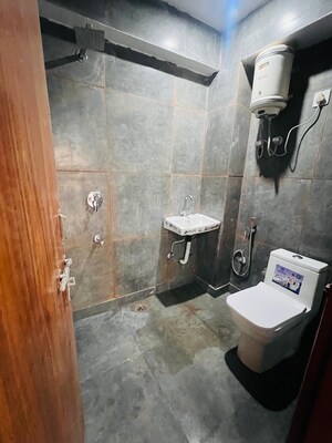 Attached Bathroom in 1 RK Builder Floor at Chattarpur – for Rent