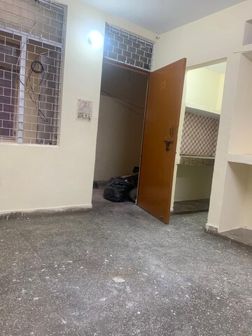 1 RK Apartment For Rent in Katwaria Sarai