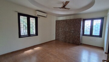 Room in 4 BHK Villa at Aditya Eden Woods, Tellapur – for Sale