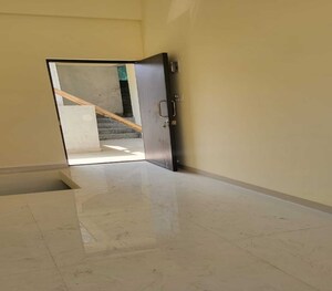  Office Space For Rent in Dadar East