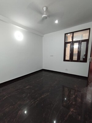 Room in 1 BHK Builder Floor at Chattarpur – for Rent