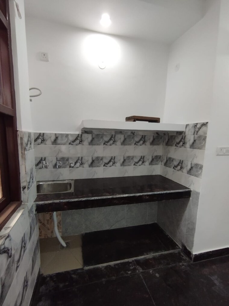 Kitchen, chattarpur 1 Bedroom 450 Sq.Ft. Builder Floor In Chattarpur Delhi 9273997