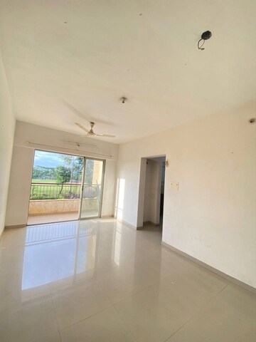 Room in 2 BHK Apartment at Lodha Casa Rio, Dombivli East – for Rent