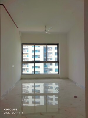 Room in 3 BHK Apartment at Aristo 1515 Moneco, Prabhadevi – for Sale