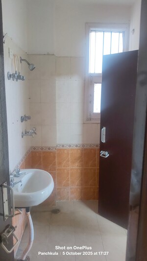 Bathroom in 3 BHK Apartment at Sector 20 – for Rent