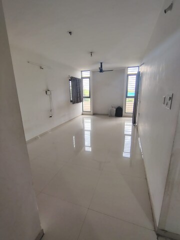 Room in 2 BHK Apartment at Rohan Abhilasha, Wagholi – for Rent