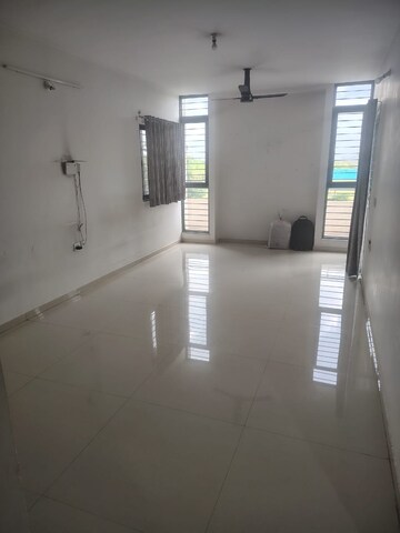 Room in 2 BHK Apartment at Rohan Abhilasha, Wagholi – for Rent