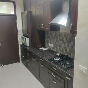 Kitchen in 3 BHK Builder Floor at Sector 47 – for Rent