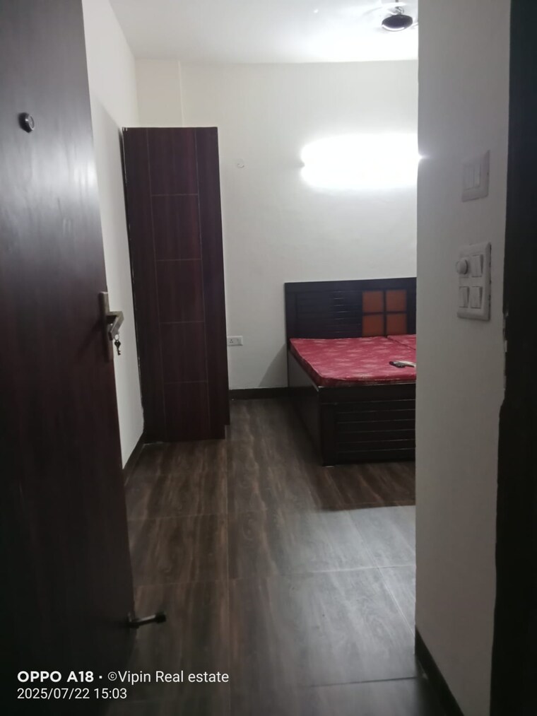 Bedroom, sector 45 1 Bedroom 500 Sq.Ft. Builder Floor In Sector 45 Gurgaon 9274114