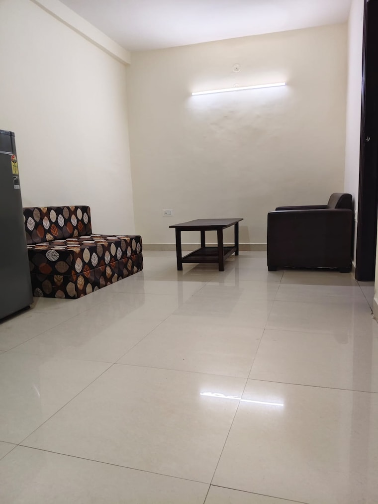 Room, sector 45 1 Bedroom 500 Sq.Ft. Builder Floor In Sector 45 Gurgaon 9274114