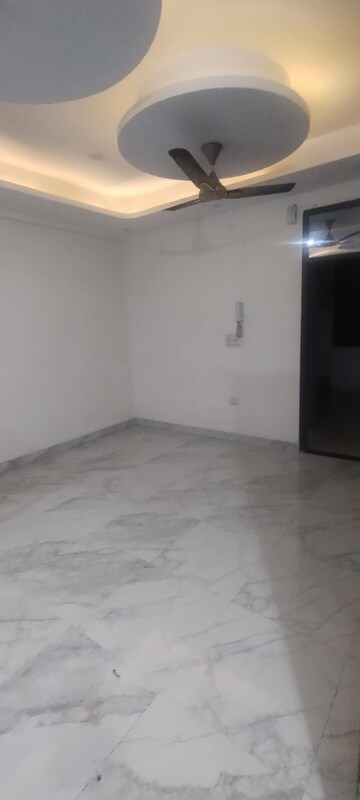 Furnished Amenities in 2 BHK Builder Floor at RWA Apartments Sector 19, Sector 19 – for Rent