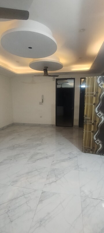 Kitchen in 2 BHK Builder Floor at RWA Apartments Sector 19, Sector 19 – for Rent