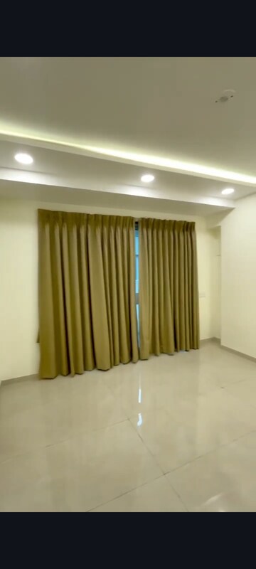 Bedroom in 2 BHK Apartment at Relliance Lashkaria Solitaire, Andheri West – for Sale