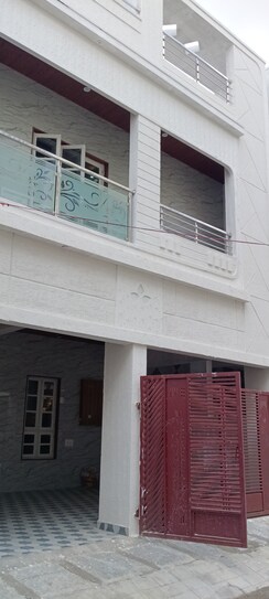 4 BHK + Pooja Room,Servant Room,Study Room Independent House For Sale in Horamavu
