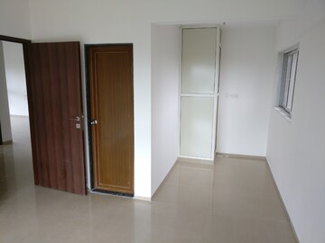 Room in 2 BHK Apartment at Sindhi Society, Chembur – for Rent