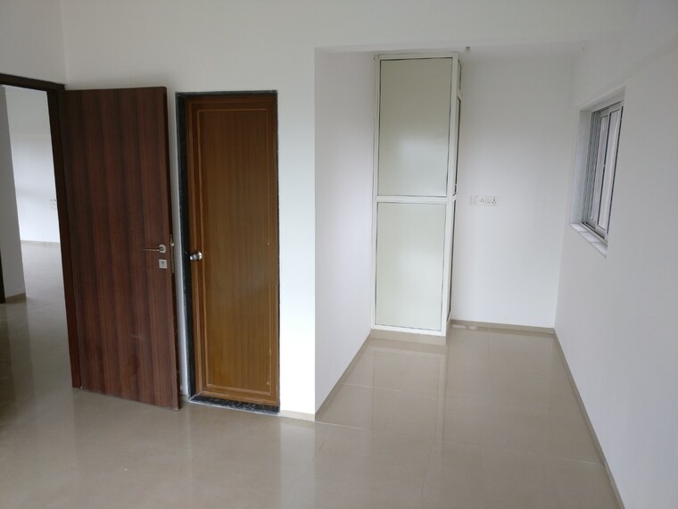 Room, sindhi-society 2 Bedroom 900 Sq.Ft. Apartment In Chembur Mumbai 9274110