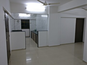 Kitchen in 2 BHK Apartment at Sindhi Society, Chembur – for Rent