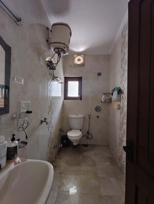 Attached Bathroom in 4 BHK Apartment at Vasant Kunj – for Rent