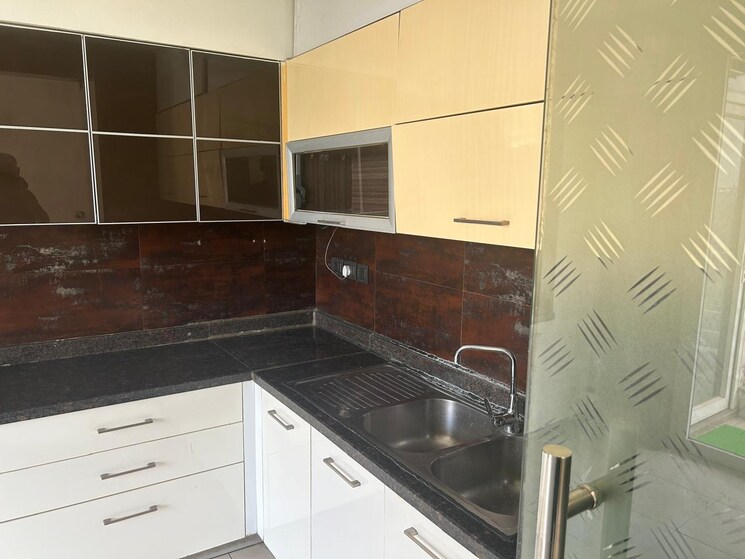 Kitchen, abw-la-lagune 4 Bedroom 3160 Sq.Ft. Apartment In Sector 54 Gurgaon 9274139