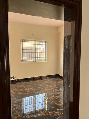 Room in 2 BHK Builder Floor at Rt Nagar – for Rent