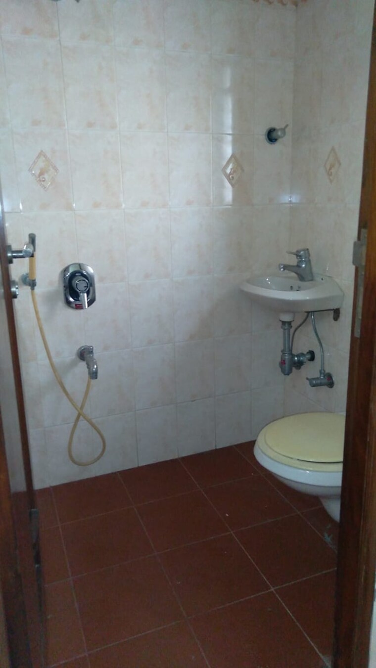 Master Bedroom, colaba 1 RK 325 Sq.Ft. Apartment In Colaba Mumbai 9274169