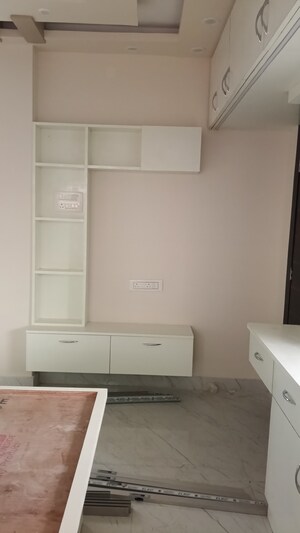 Furnished Amenities in 2 BHK Apartment at Chinar Park – for Sale