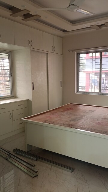 2 BHK Apartment For Sale in Chinar Park