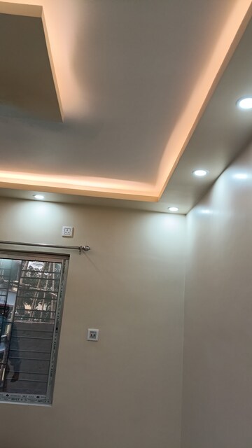 Furnished Amenities in 2 BHK Apartment at Chinar Park – for Sale