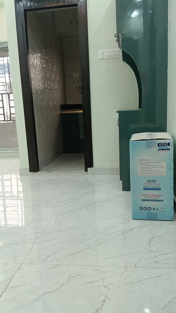 Room, chinar park 2 Bedroom 950 Sq.Ft. Apartment In Chinar Park Kolkata 9274242