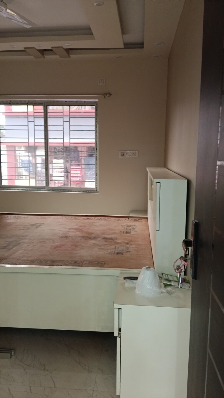 Room, chinar park 2 Bedroom 950 Sq.Ft. Apartment In Chinar Park Kolkata 9274242