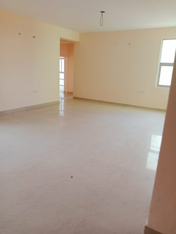 Room in 3 BHK Apartment at Gomti Nagar – for Rent