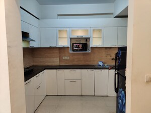 Kitchen in 3 BHK Apartment at Gomti Nagar – for Rent