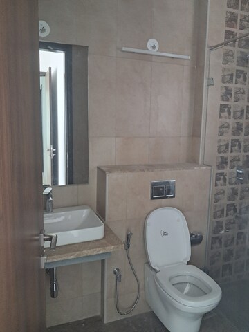 Bathroom in 2 BHK Apartment at Peninsula Salsette 27, Byculla – for Rent