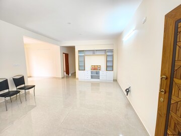 Room in 3 BHK Apartment at Swastika Residency Indiranagar, Indiranagar – for Rent
