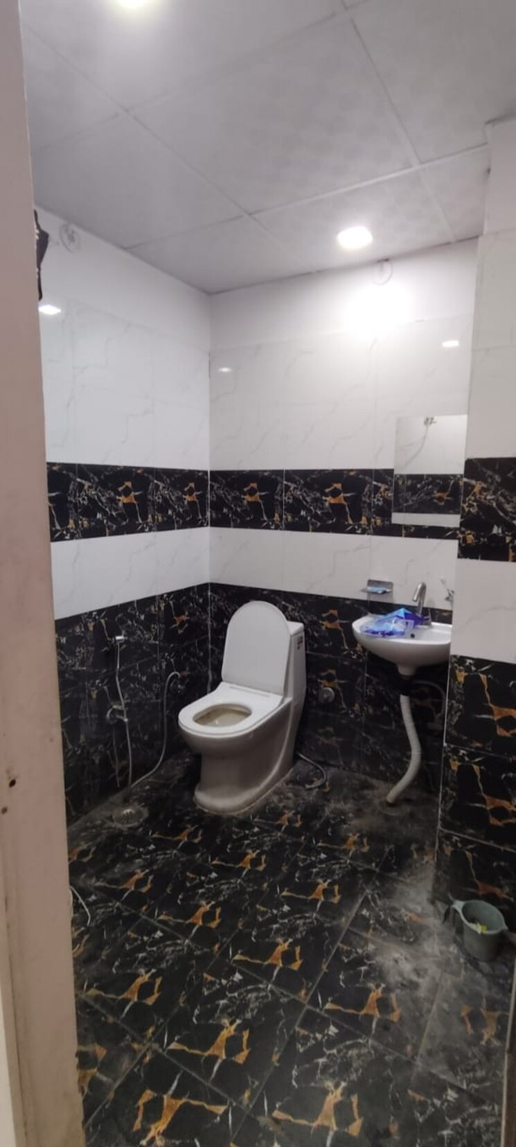 Attached Bathroom, vaishali nagar 2 Bedroom 700 Sq.Ft. Apartment In Vaishali Nagar Jaipur 9274289