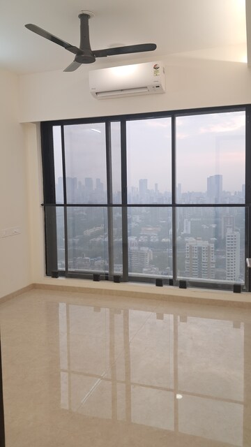 Room in 2 BHK Apartment at Dosti Eastern Bay, Wadala – for Rent