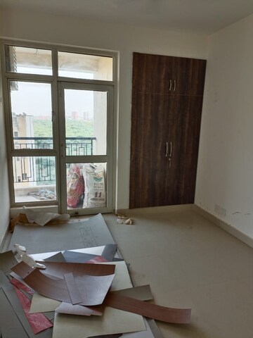 Bedroom in 3 BHK Apartment at Paarth Aadyant, Gomti Nagar – for Rent