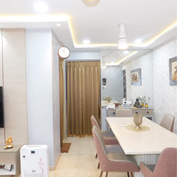 Team Area in 3 BHK Apartment at Platinum Life, Munshi Nagar – for Sale